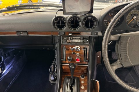 Mercedes-Benz SL Series 350 16