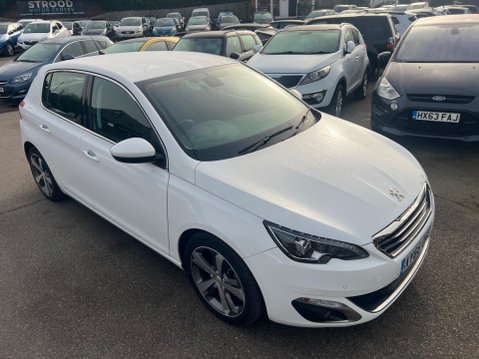 Peugeot 308 1.2 PureTech Allure Euro 6 (s/s) 5dr 8