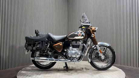 Royal Enfield Classic 2023 LESS THAN 2K OUTSTANDING CONDITION PANNIERS SCREEN ETC 350CC 4