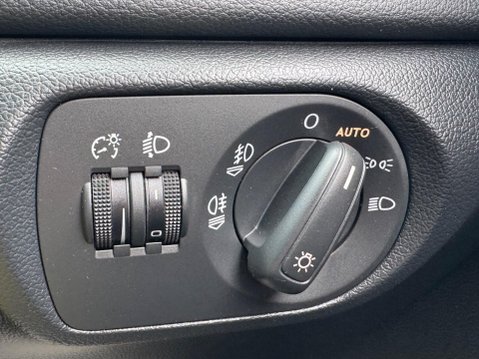 Audi Q3 2.0 TDI SE quattro Euro 5 (s/s) 5dr 28