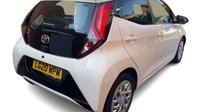 Toyota Aygo 1.0 VVT-i x-play Hatchback 5dr Petrol x-shift Euro 6 (71 ps) 3