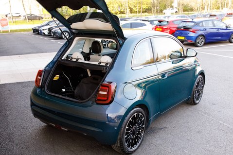 Fiat 500e LA PRIMA 42