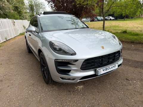 Porsche Macan GTS PDK 6