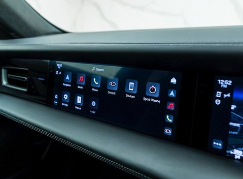 Porsche Taycan Turbo 22