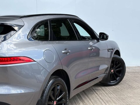 Jaguar F-Pace 2.0 F-PACE Chequered Flag AWD D Auto 4WD 5dr 34