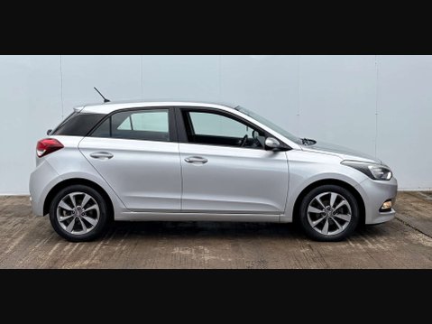 Hyundai i20 1.4 i20 SE MPI 5dr 11