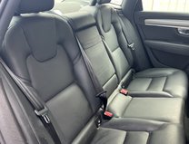 Volvo S90 D4 Momentum Saloon 4dr Diesel Auto Euro 6 (s/s) (1 16
