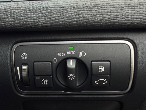 Volvo XC60 2.0 D4 R-Design Lux Nav Euro 6 (s/s) 5dr 79