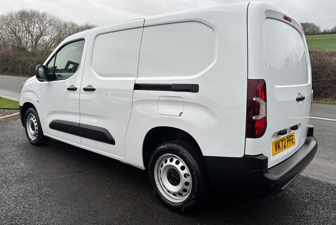 Vauxhall Combo L2H1 2300 Dynamic Panel Van 6