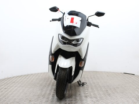 Yamaha Nmax 125 GPD125-A ABS 9