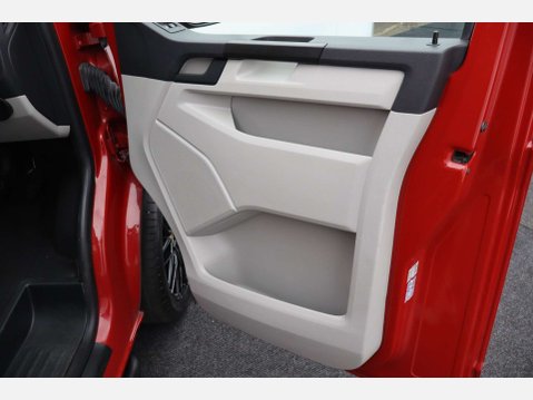 Volkswagen Transporter 2.0 Transporter T32 S TDI BlueMotion Technology 5dr 23