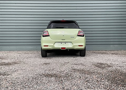 Suzuki Swift Motion 1.2 Mild Hybrid 7