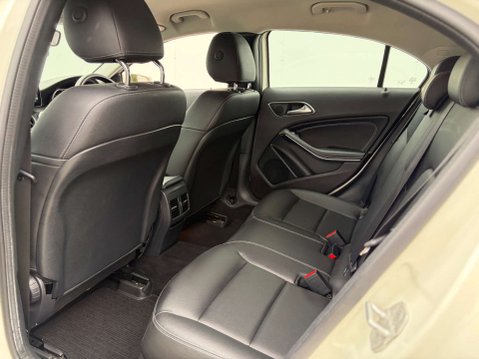 Mercedes-Benz A Class 1.5 A 180 D Sport Executive Auto 5dr 62