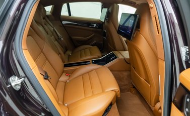 Porsche Panamera 4S E-Hybrid 14