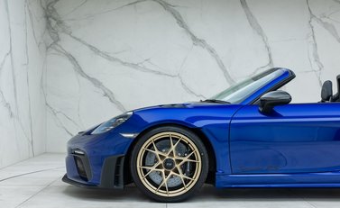 Porsche 718 Spyder RS 53