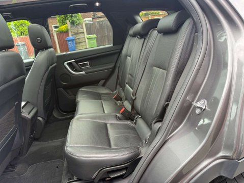 Land Rover Discovery Sport 2.0 Discovery Sport Landmark TD4 Auto 4WD 5dr 17
