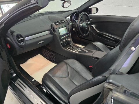 Mercedes-Benz SLK 3.5 SLK350 2dr 21