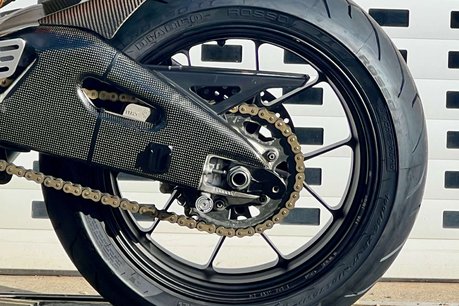 Aprilia RSV RSV 4 Factory 25