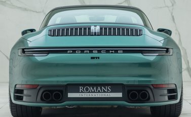 Porsche 911 Targa 4 (992) 11