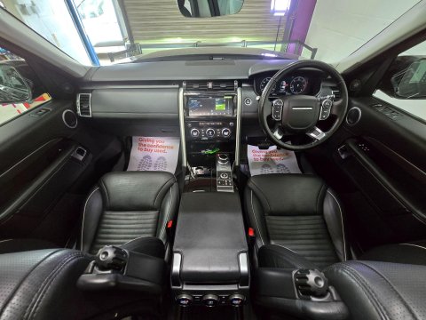 Land Rover Discovery 3.0 TD V6 HSE Luxury Auto 4WD Euro 6 (s/s) 5dr 3