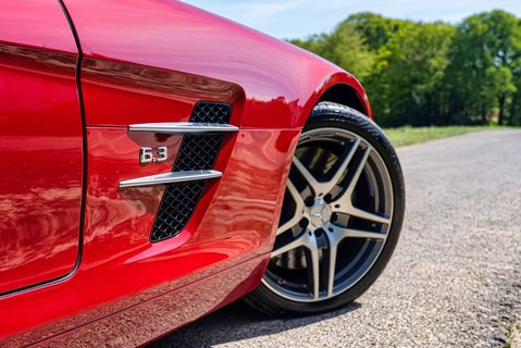 Mercedes-Benz SLS Coupe 7
