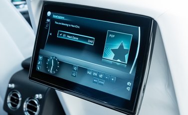 Rolls-Royce Cullinan Black Badge 19