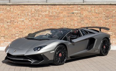 Lamborghini Aventador SV LP 750-4 Roadster 6