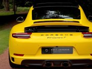 Porsche 911 CARRERA T PDK 32