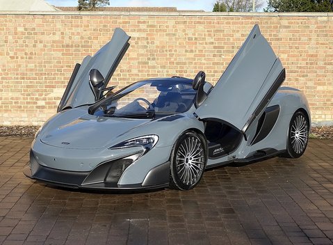 McLaren 675 LT Spider 27