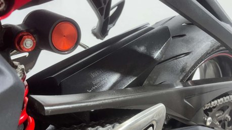 Triumph Street Triple R 2015 15K QUICK SHIFTER ARROW EXHAUST NEW MOT NAKED BIKE 48