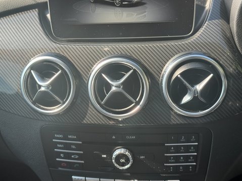 Mercedes-Benz B Class B200d AMG Line (Premium Plus) MPV 5dr Diesel 7G-DCT Euro 6 (136 ps) 37