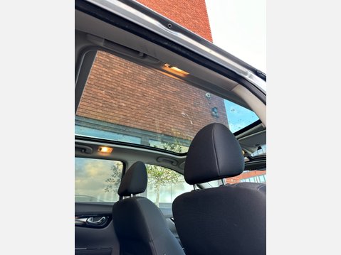 Nissan Qashqai 1.5 dCi n-tec+ 2WD Euro 5 (s/s) 5dr 4