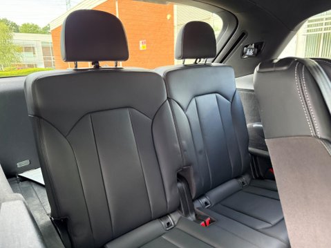 Audi Q7 3.0 TDI V6 50 Black Edition Tiptronic quattro Euro 6 (s/s) 5dr 22