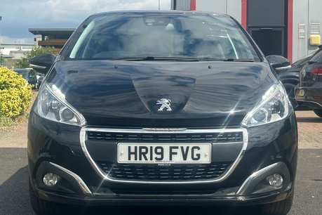 Peugeot 208 1.2 PureTech Tech Edition Hatchback 5dr Petrol Manual Euro 6 (s/s) (82 ps) 2