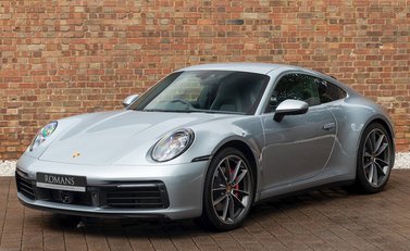 Porsche 911 Carrera S (992) 6