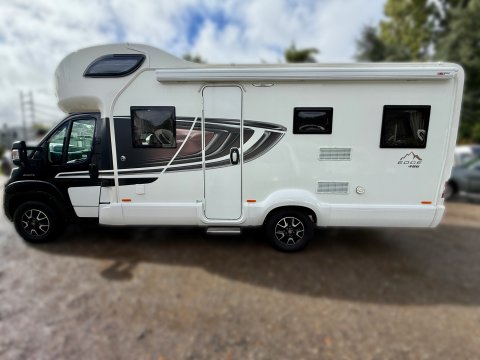 Swift Edge 486 Black Edition 8