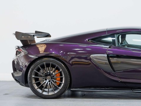 McLaren 570 3.8T V8 Coupe 2dr Petrol SSG Euro 6 (s/s) (570 ps) 22