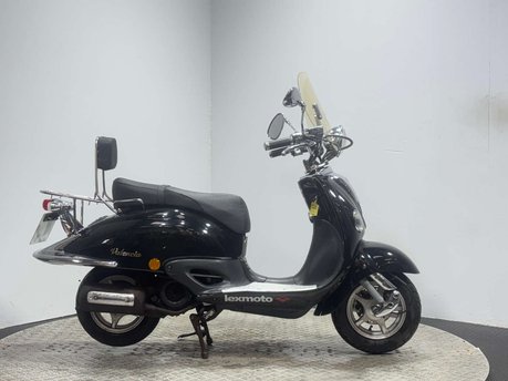 Lexmoto Valencia 2013 8K RUNNING CUSTOM SCOOTER LEARNER SCOOTER 125CC BIKE