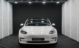 Tesla Model 3 PERFORMANCE Alcantara Dash and Door Trims Swivel Screen Mount  9