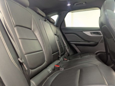 Jaguar F-Pace 2.0 F-PACE R-Sport AWD D Auto 4WD 5dr 50