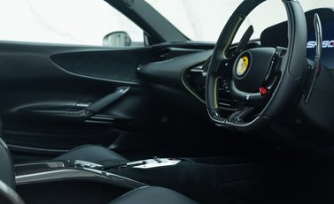 Ferrari SF90 Stradale ASSETTO FIORANO 13