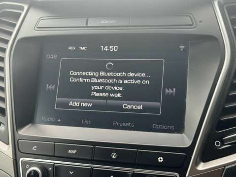 Hyundai SANTA FE 2.2 CRDi Blue Drive Premium SUV 5dr Diesel Manual 4WD Euro 6 (200 ps) 18