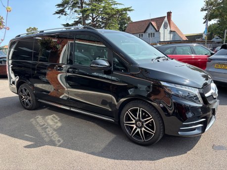 Mercedes-Benz V Class 2.0 V300d AMG Line MPV 5dr Diesel G-Tronic+ Euro 6 (s/s) LWB (237 ps) 25