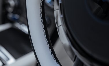 Rolls-Royce Cullinan Series II BLACK BADGE 30