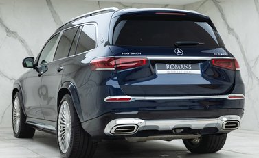 Mercedes-Benz GLS 600 3