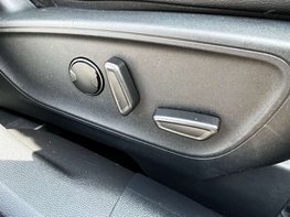 Ford Kuga 1.5 Kuga Titanium Edition 5dr 52