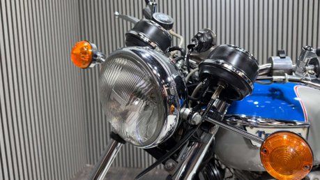 Triumph Bonneville JUBILEE 1977 ONLY 8K STUNNING CLASSIC BIKE NEW MOT 22