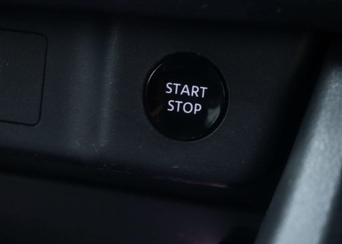 Nissan X-Trail 1.5 X-Trail N-Connecta E-4orce A 4WD 5dr 34