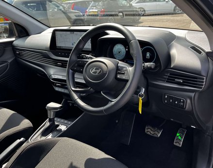 Hyundai BAYON 1.0 Bayon Premium T-GDI Auto 5dr 17