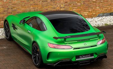 Mercedes-Benz AMG GT R 9